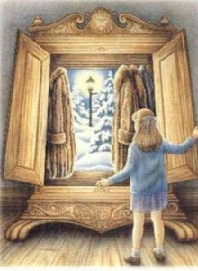Wardrobe to Narnia